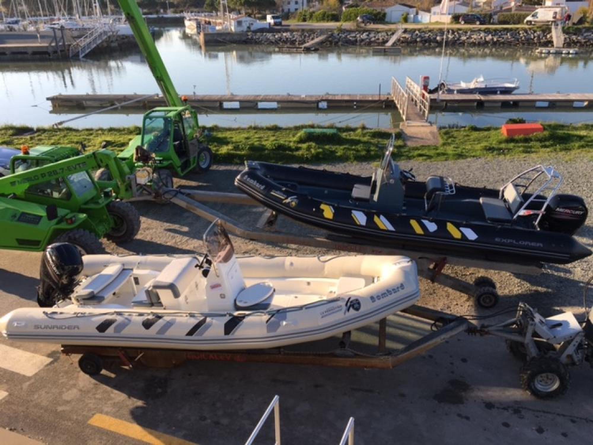 Nos séries limitées Stade Rochelais - Chantier Naval et Port à sec La Perrotine à Boyardville - Nos séries limitées Stade Rochelais (Bombard Explorer 6.90 & Sunrider 700) - Chantier Naval et Port à sec La Perrotine - Actualités du Chantier Naval et Port à sec La Perrotine Ile d'Oléron (Charente Maritime)